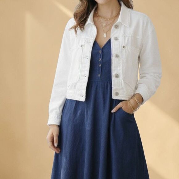 Zara Jackets & Blazers - Zara Women's White Large Pocket Cropped Denim Jacket